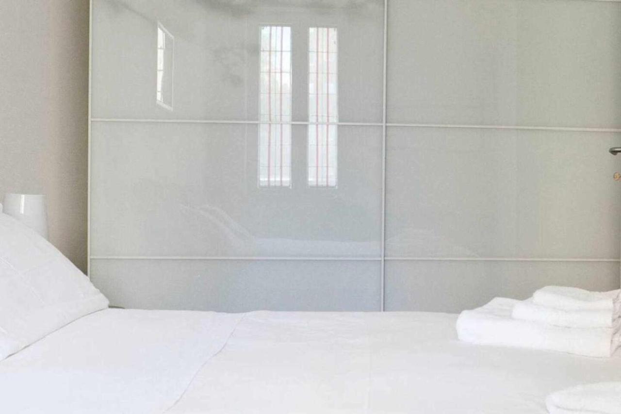 Sv18c Charming Modern Flat S Ambrogio Milaan