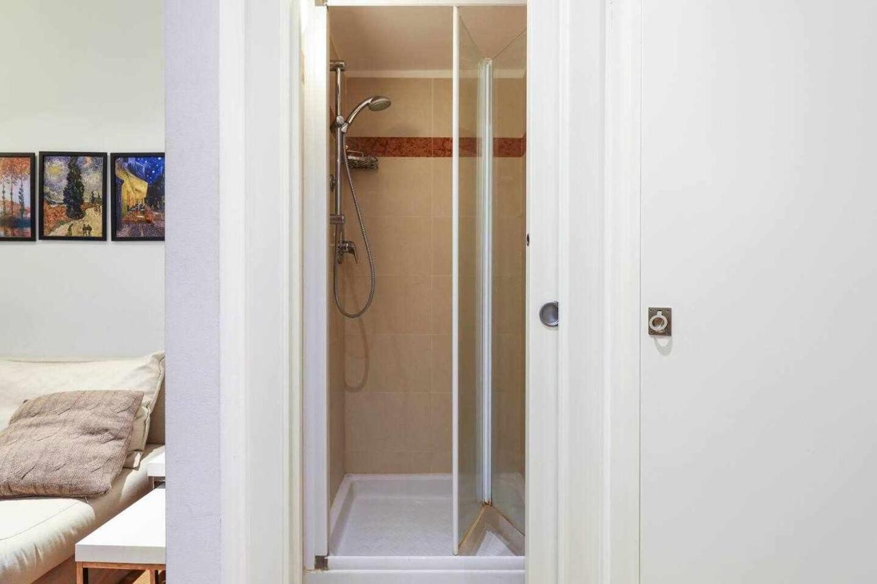 Appartement Sv18c Charming Modern Flat S Ambrogio Milaan